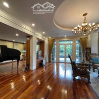 Qua Hiếm!!! Bán Gấp Biệt Thự Nguyễn Đình Thi-Tây Hồ-245M2-Mặt Tiền 12M-Vip-Ôtô Tránh-View Hồ -155Tỷ