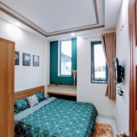 Căn Hộ Cao Cấp 2 Phòng Ngủmới Xây, Thang Máy, Full Nt Ngay Trung Tâm Quận Phú Nhuận