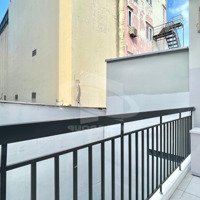 Cho Thuê Căn Hộ Duplex Máy Giặt Riêng Mặt Tiền Lý Phục Man