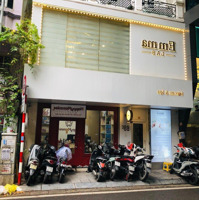 Cho Thuê Nhà Mặt Phố Hàng Đào Diện Tích: 20M2 Mt: 3M 35 Triệu/Tháng, Vị Trí Siêu Đẹp, Ngay Ngã Tư