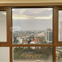 Hot - Chính Chủ Cần Bán Gấp 3Pn/126M2/8,5 Tỷ View Lotte Mall Tây Hồ, Tầng Đẹp, Vào Ở Luôn, Đã Có Sổ