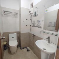 Căn hộ Studio 35m2 ban công , tách bếp, Full nội thất giáp Quận 10