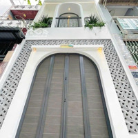 Cực Hiếm Quận 3, Căn Nhà 60M2 Tại Khu Vực Đắc Địa Và Sầm Uất Ở Quận 3