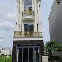 Nhà 2 Lầu Giá Rẻ Cần Bán Tại Dĩ An Bình Dương