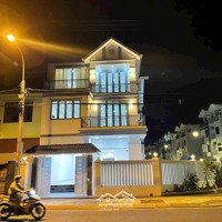 Cho Thuê Villa Mới Gần Biển, Đường Rộng 16M Khu Vĩnh Hoà