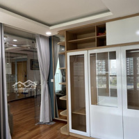 Thuê Nhanh 1 Phòng Ngủview Toàn Cảnh Hồ Bơi, Diện Tích Lớn 62M2 + Full Nội Thất Đẹp Chỉ 15 Triệu (Bao Pql)