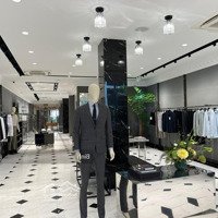 Cho Thuê Nhà Phố Tân Mai, 42M2X 5 Tầng, Mặt Tiền: 8M, Giá Thuê: 35 Triệu, Thông Sàn, Liên Hệ: 0968952621