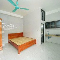 Ccmn 8 Tầng S5 Ngõ 329/1 Cầu Giấy Khép Kín, Dh, Nl, Giường, Tủ Giá Bán 2, 5 Triệu - 3 Triệu - 3, 5 Triệu - 5 Triệu