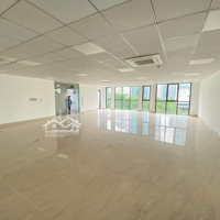 Chính Chủ Cho Thuê Văn Phòng 150M2 Tại Mặt Phố Duy Tân, Thiết Kế Thông Sàn, Vuông Vắn