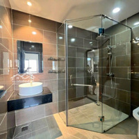 Bán Gấp Vị Trí Vàng Góc 3 Mặt Tiền Phạm Ngọc Thạch, P.6, Q3- Dt:10X37M Xây 2 Hầm 14 Lầu Giá Bán 200 Tỷ
