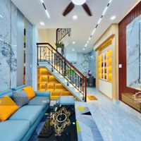 Kẹt Vốn Làm Ăn Bán Gấp Nhà 2 Tỷ 150 Triệu,Diện Tích40M2 Tại Hòa Hưng, Phường 13, Quận 10 Gần Clb Lan Anh