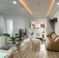 Chính Chủ Bán Căn View Hồ 68M2, 2 Ngủ, Full Nội Thất. Giá Nhỉnh 4 Tỷ. Liên Hệ: 0963225113