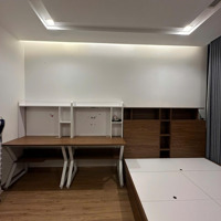Bán Gấp Căn Hộ 3 Phòng Ngủ 2 Vệ Sinh Giá Bán 20 Tỷ, 104M2 Tại Vinhomes Metropolis, Liễu Giai, Ba Đình, Hà Nội