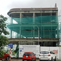 Cần Bán Tòa Nhà Văn Phòng 3 Tầng Lô Góc Đường Vũ Đức Thuận Long Biên Hà Nội