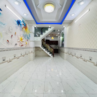 Nhà Đẹp Sổ Riêng 2 Lầu, 3 Phòng Ngủ 3 Vệ Sinh Sân Phơi. Vị Trí Đẹp Ngay Chợ Hiệp Thành - Nguyễn Ảnh Thủ.