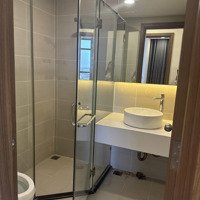 Cho Thuê Căn Hộ 2 Pn De Capella Tầng Cao View Thoáng , 15 Triệu/Tháng, Dọn Vào Ở Ngay.