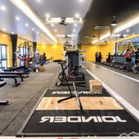 Đội Cấn Sàn 170M2 Mặt Tiền Ốp Full Kính Cực Đẹp. Giá Rẻ 28 Triệu/Th