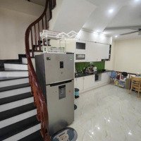 Cho Thuê Nhà Nguyên Căn Mễ Trì 55M2, 5 Tầng 4 Phòng Ngủfull Đồ 13 Triệu/Tháng