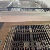 Bán Nhà 5 Tầng Ở Hoè Thị - Phương Canh - Nam Từ Liêm,Diện Tích31M2 X 5 Tầng Giá Bán 5,6 Tỷ, Oto Đậu Cách 50M