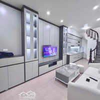 Bán Nhà Võng Thị, Thụy Khuê Tây Hồ 32M, 5 Tầng , Giá Bán 5.95 Tỷ - Full Nội Thất Ở Luôn - Ngõ Thông.
