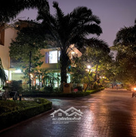 Cho Thuê Căn Biệt Thự 190M2 4 Tầng 1 Tumdiện Tíchmặt Sàn 491M2 Đối Diện Công Viên , Bàn Giao Thô