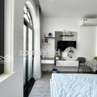 Căn Hộ Ban Công Đón Nắng Mới 100% Thiết Kế Cực Xinh | Free Xe - Được Nuôi Pet | Sát Bờ Kè Hoàng Sa