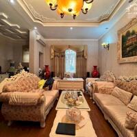 (MẶT PHỐ) Bán nhà MP  Bạch Thái Bưởi 110mx5T MT 7m hơn 20 tỷ Vỉa hè rộng KD SỔ VUÔNG Hà Đông