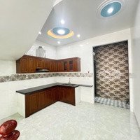 Cần Bân Gấp Căn Nhà 3 Tầngdiện Tích40M2 Hướng Đông Nam Tđc Vinhomes, Cạnh Chợ Hoa Quả, Sở Dầu Chỉ 3,7 Tỷ