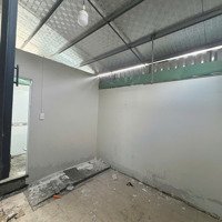 Cho Thuê Gần Cầu Xây Dựng Đỗ Xuân Hợp Và Nguyễn Duy Trinh P Phú Hữu 40M2 3, 5 Triệu Ở Được Ngay