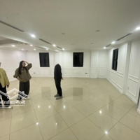 Cho Thuê Nhà Mặt Phố Trường Chinh (Căn Góc),Diện Tích35M2 X 5 Tầng, Mặt Tiền 11M. Giá Bán 27 Triệu (3 Cọc 1)