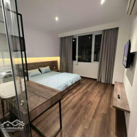 Cho Thuê Căn Hộ Cửa Sổ Trời, Tách Bếp Tại Cô Giang Quận 1 Gần Cầu Ông Lãnh, Cầu Calmette,...
