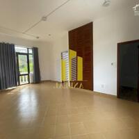 Cho Thuê Biệt Thự Hồ Bơi Sân Vườn Rộng Khuôn Viên 710m2 Tại Thảo Điền