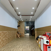 Cho Thuê Mặt Tiền 696 Lê Hồng Phong, Quận 10. Dtich 4X16M. Giá Bán 52 Triệu/Tháng