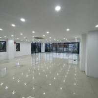 Cho Thuê Văn Phòngmặt Tiền14M Xây 200M Mới Tinh Vuông Vắn Tại Nguyễn Thị Thập - Đỗ Quang - Trung Hòa