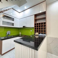 Trung Tâm Thanh Xuân - Gần Ngã Tư Sở 3 Ngủ Đẹp Lung Linh Chỉ Việc Ở 6.8 Tỷ