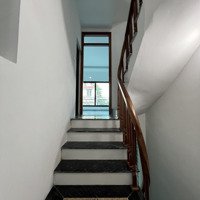 Chính Chủ Bán Nhà Gần Đh Công Nghiệp - Ô Tô Vào Nhà - Lô Góc - Có Gara