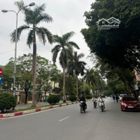 Rẻ Vô Địch, Giá Quá Ngon- Mặt Phố Nguyễn Khuyến Văn Quán- Lô Góc 100M2, 3 Tầng Chỉ 14.5 Tỷ