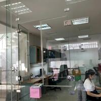 Bán căn nhà showroom HOÀNG DIỆU - phường Phước Ninh ngay trung tâm phố