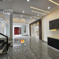 Nhà Độc Lập 3 Tầng 40M Ra Trục Xã , Gần Chợ Vĩnh Khê. Ô Tô Cách Nhà Vài Chục M. Giá Chỉ 2,35 Tỷ