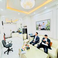 Bán Nhà 222 Nguyễn Trãi, gần ngã tư sầm uất Nguyễn Trãi - Hạc Thành - Phan Bội Châu. Trung tâm kinh doanh sôi động, tiềm năng sinh lời cực cao!