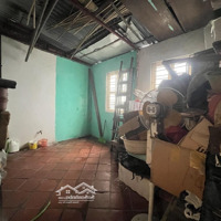 Quá Hiếm, Bán Nhà 3 Tầng Đức Giang, 33M2, Ô Tô Vào Nhà, Đủ Công Năng, Giá Chào Chỉ 3 Tỷ Rưỡi