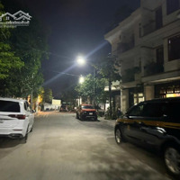 Ngay Đại Học Văn Hoá-Đỗ Xuân Hợp -Hẻm Xe Hơi Tránh Nhau-Diện Tích Khủng 150M2-Giá Chỉ Hơn 7Tỷ Tl