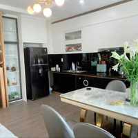 Hàng Hót! Bán Căn Hoa Hậu Số 05 Tòa Ct1A-135M2,Full Đồ,Chung Cư Iris Garden,Bc Đông Nam . Giá Bán 7.8 Tỷ