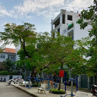Bán Nhà Hẻm Xe Hơi 1025 Cmt8, Sổ Vuông Vức Đẹp, Tặng Nội Thất
