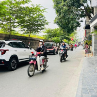 Siêu Phẩm- Mặt Phố - Kinh Doanh Nghi Tàm Tây Hồ.
