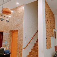 Bán Nhà Đẹp Lung Linh Khu Dân Cư Phong Phú 4Diện Tích8X20 Dtsàn 379 M2 Có Thang Máy 10 Phòng Ngủ 11 Vệ Sinhgiá Bán 13,8Tỷ