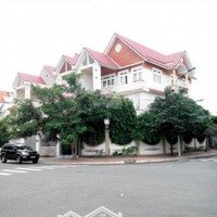 Cần Bán Lô Đất Biệt Thự Đẹp 126M Kdc Sadeco Ven Sông Q7, Vị Trí Đẹp Giá Chỉ 150 Triệu/M. Liên Hệ: 0931017279