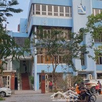 Cho Thuê Mặt Bằng Kinh Doanh Cực Đỉnh Mặt Phố Nguyễn Du, View Hồ, Vị Trí Gần Ngã Tư, Mặt Tiền Rộng