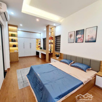Bán Gấp Nhà Đẹp Đón Tết Ngõ 133 Nguyễn Phong Sắc 5 Tầng*26M2*Mt 3M. Giá Bán 5,9 Tỷ