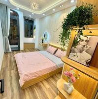 NHỈNH NHẸ 5 TỶ - SIÊU PHẨM 4 TẦNG - 4 PHÒNG - KHU VIP PHAN ĐÌNH PHÙNG - P1 - PHÚ NHUẬN